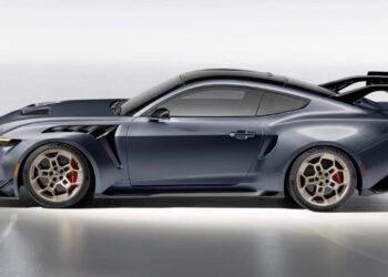 2025-ford-mustang-gtd (2)