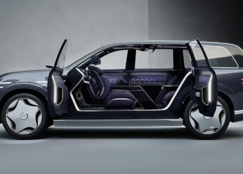 New Genesis GV90 Swings Open Its Massive Rolls-Royce-Style Coach Doors