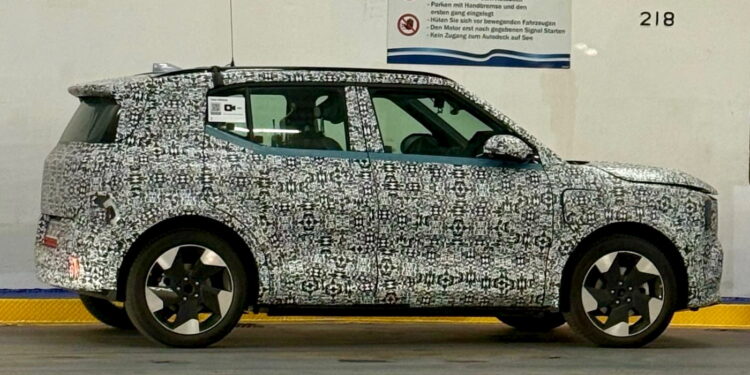 Kia-EV2-spotted-camo